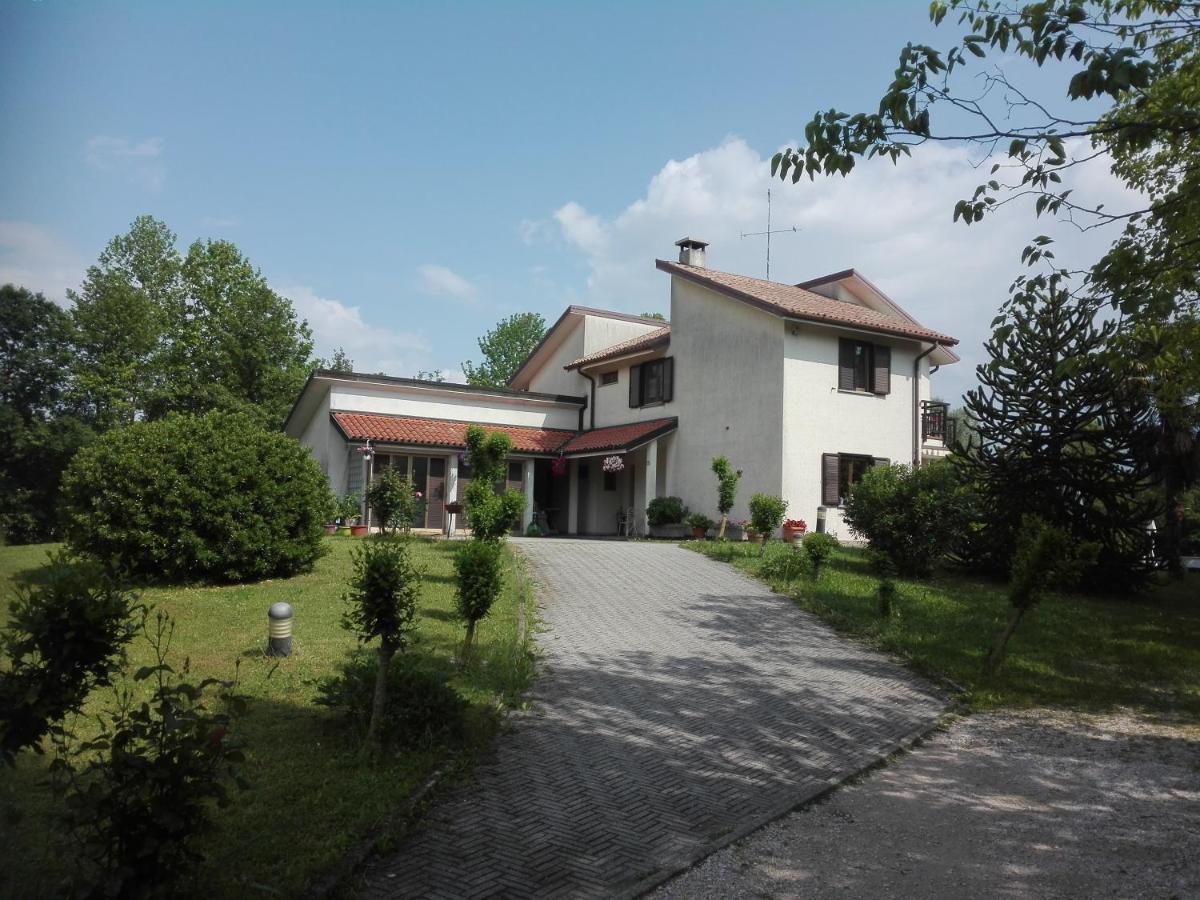 La Vie En Rose Bed & Breakfast Buia Exterior foto