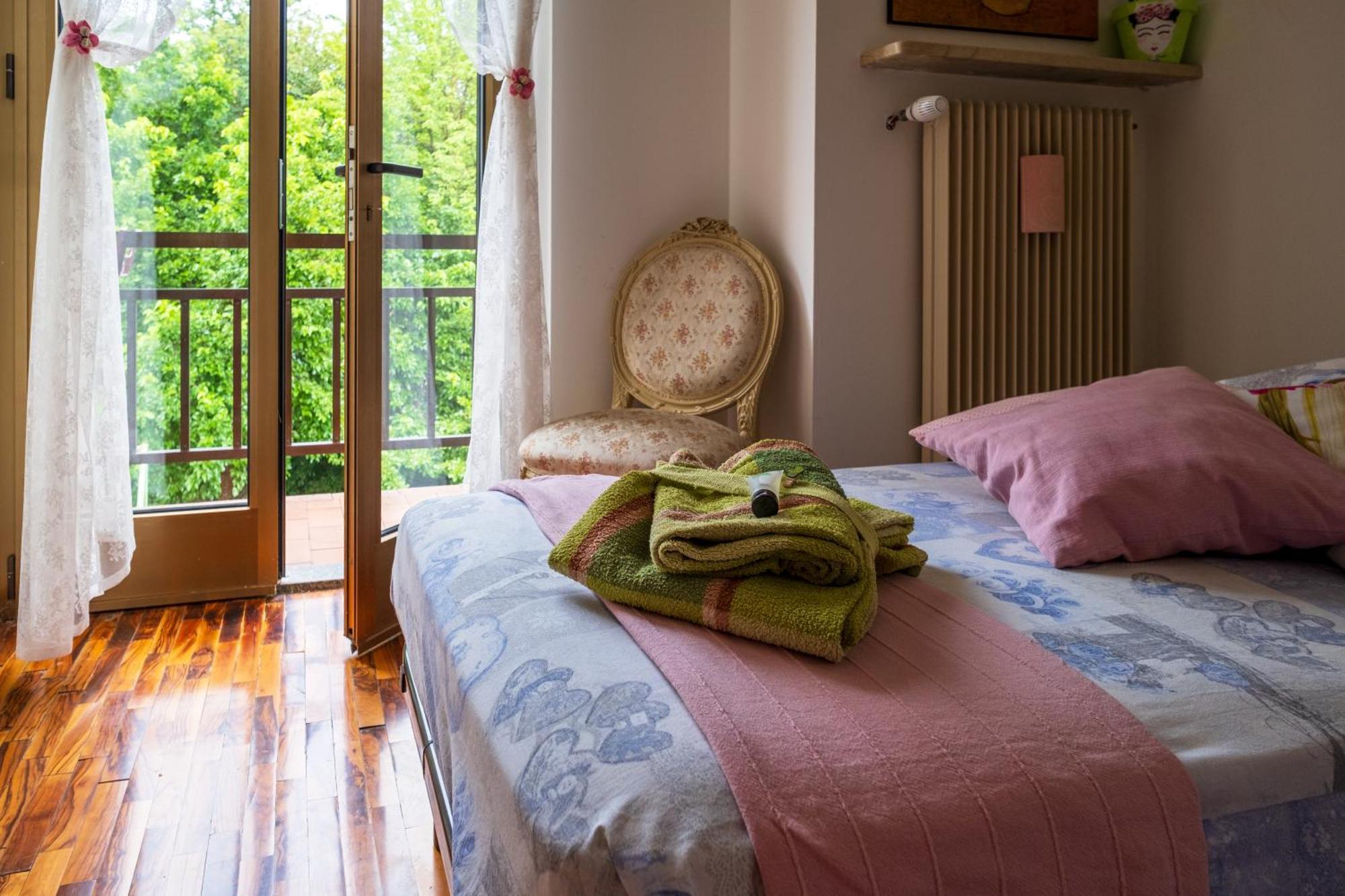 La Vie En Rose Bed & Breakfast Buia Exterior foto