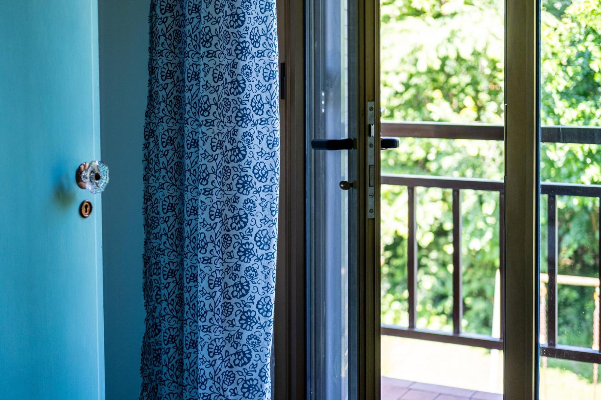 La Vie En Rose Bed & Breakfast Buia Exterior foto