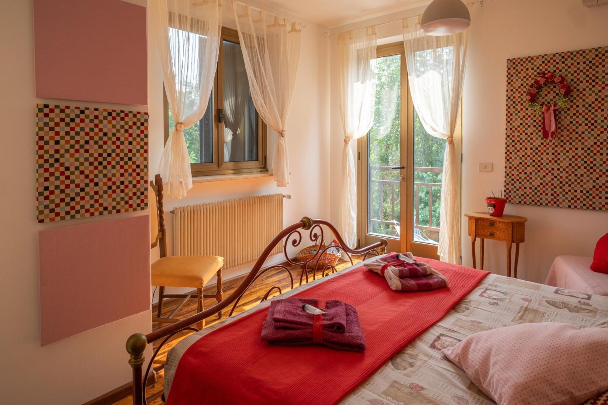 La Vie En Rose Bed & Breakfast Buia Exterior foto